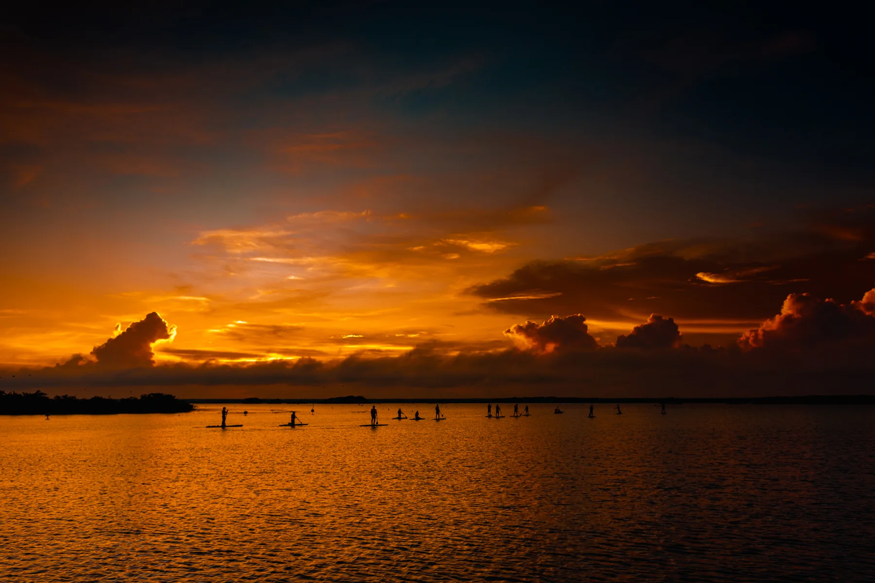 paddle sunrise bacalar